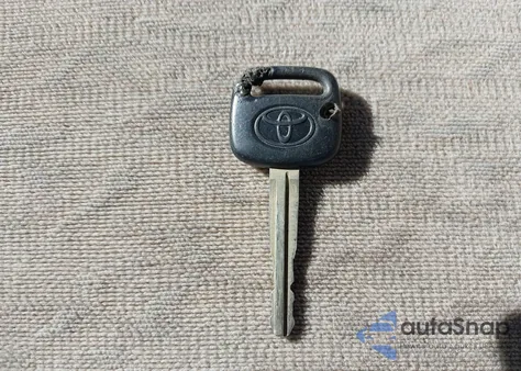 2003 Toyota Avalon Xl from USA, damaged, VIN 4T1BF28B13U273336